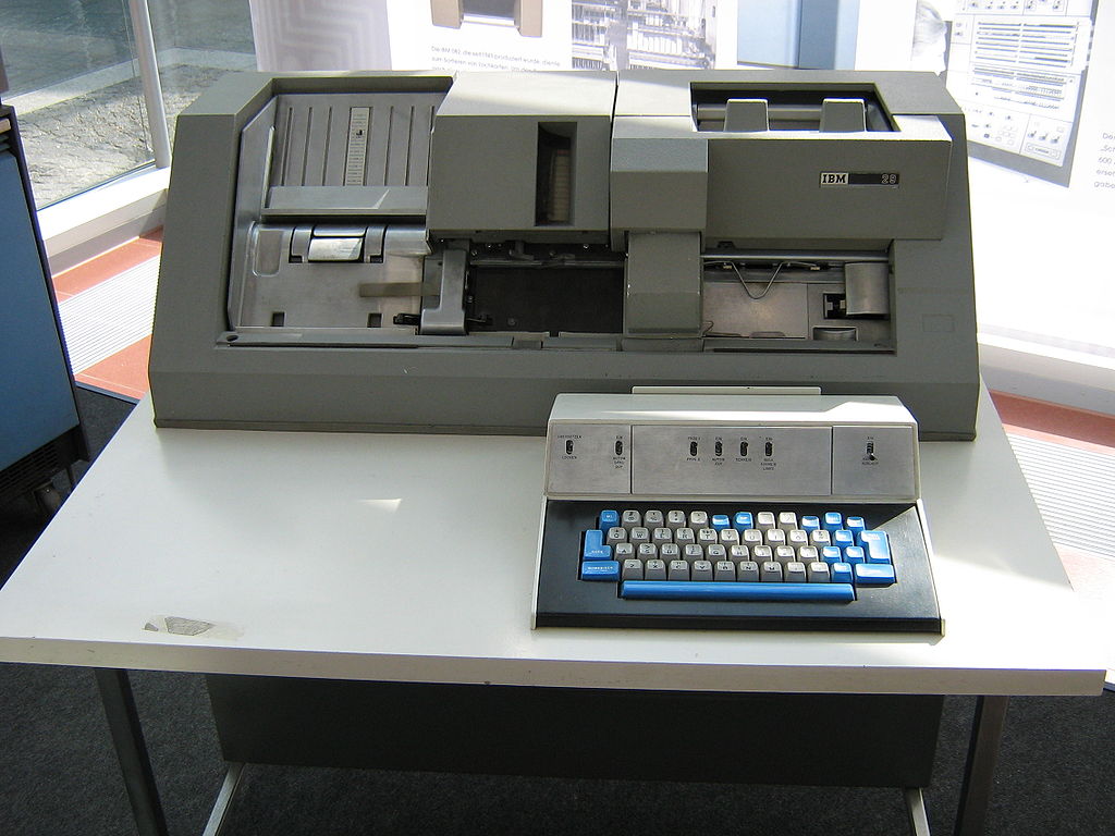 دستگاه پانچ IBM 29